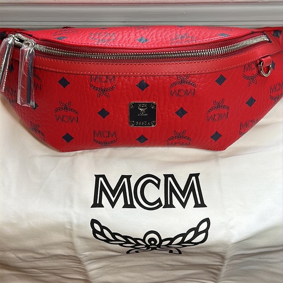 MCM Red Leather Bum Bag LIKE NEW - Picture 3 of 16